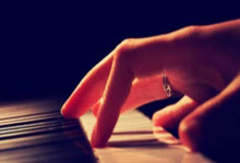 快讯！约翰·霍普金斯大学：全球新冠病毒累计死亡人数超500万例